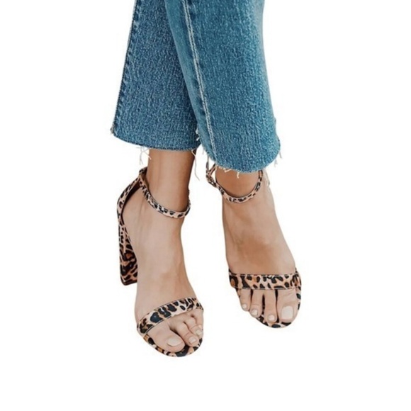 NIB Lulu's Taylor Leopard Print Heels Sz 7.5 - Picture 3 of 8